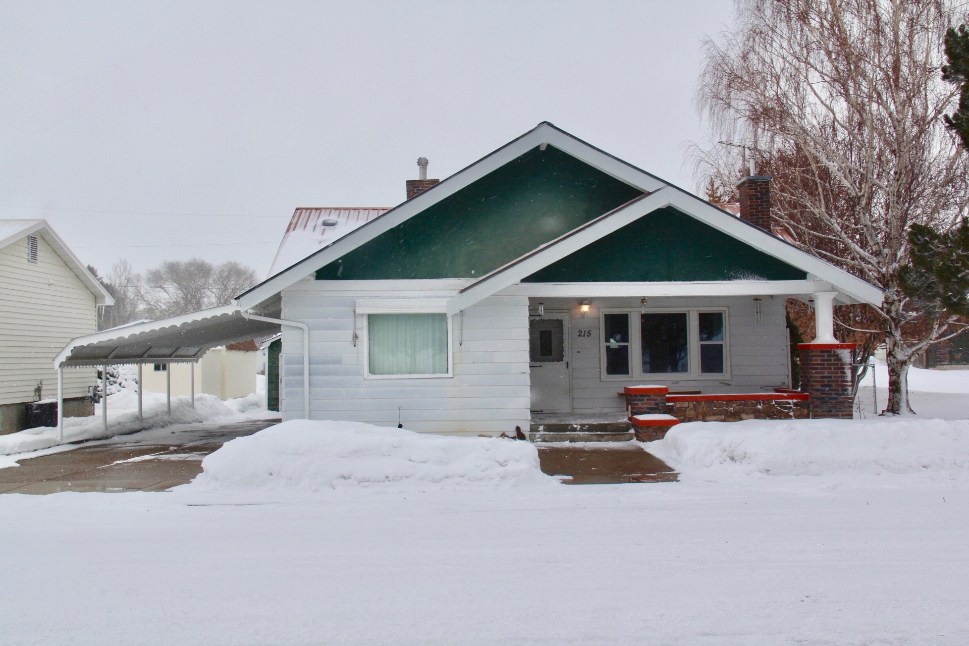 Front View of Home